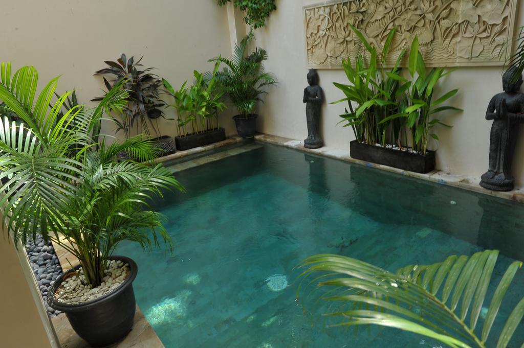 Villa Ngetis Sanur Exterior foto