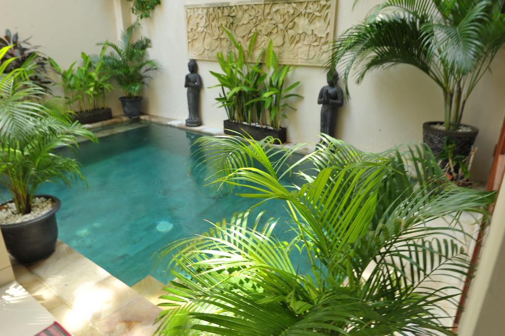 Villa Ngetis Sanur Exterior foto