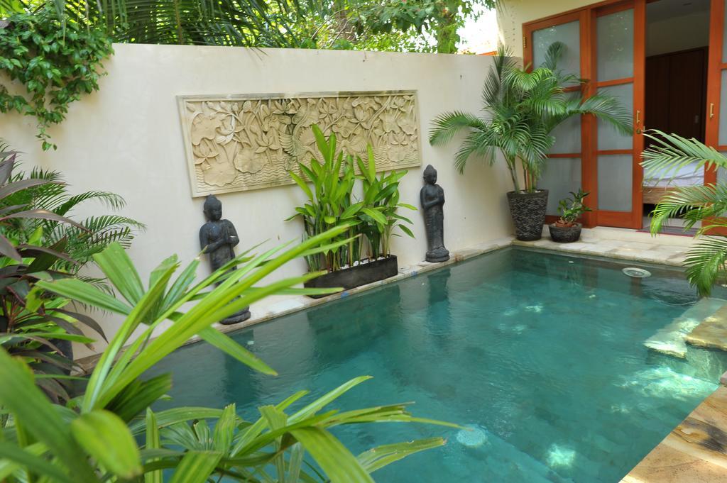Villa Ngetis Sanur Exterior foto